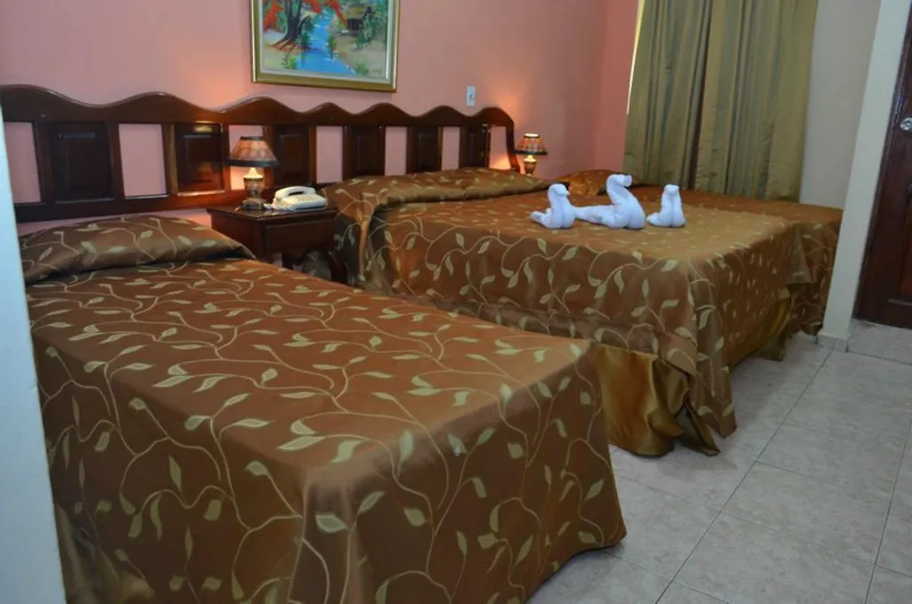 Duque De Wellington 3*, Santo Domingo